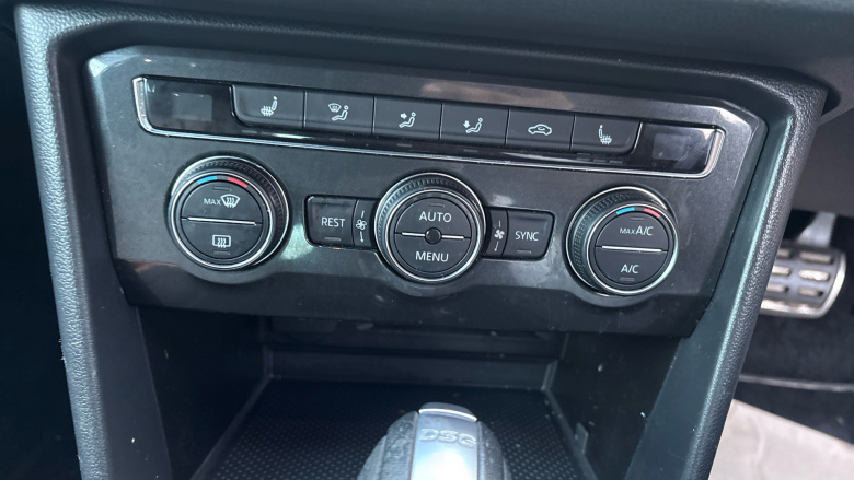 Volkswagen Tiguan 2.0 TDi 150 4Motion R-Line 5dr DSG Diesel Estate